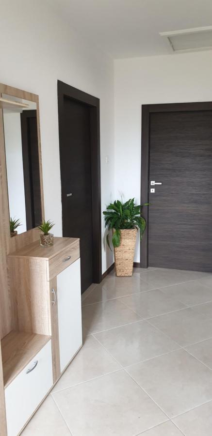 Apartman Lena Pula Exterior foto